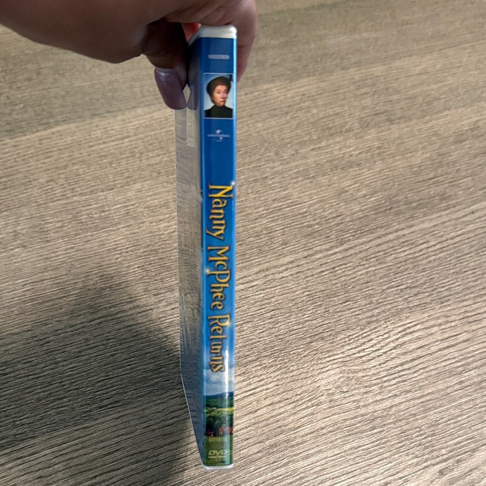 Nanny McPhee Returns DVD / BUNDLE AND SAVE ON MOVIES - Picture 2 of 8
